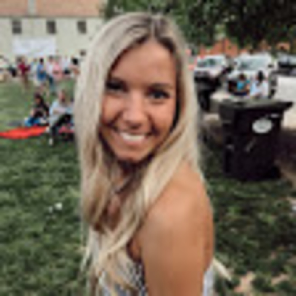 Meet your Posher, Cierra